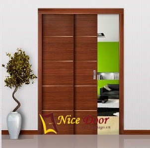 Cửa gỗ công nghiệp lùa mẫu V1R4N