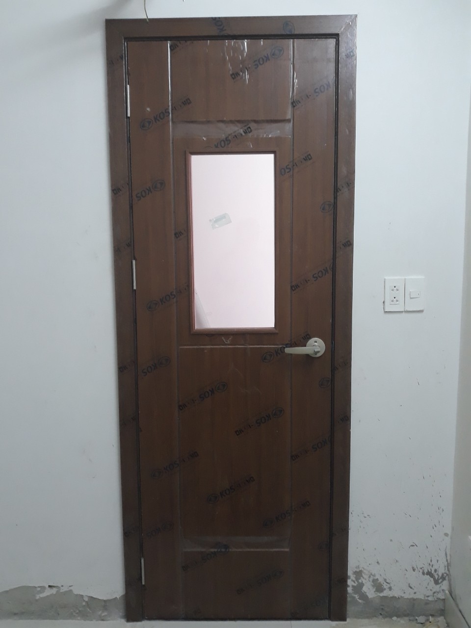 CỬA NHỰA HÀN QUỐC MÃ 203-MT104