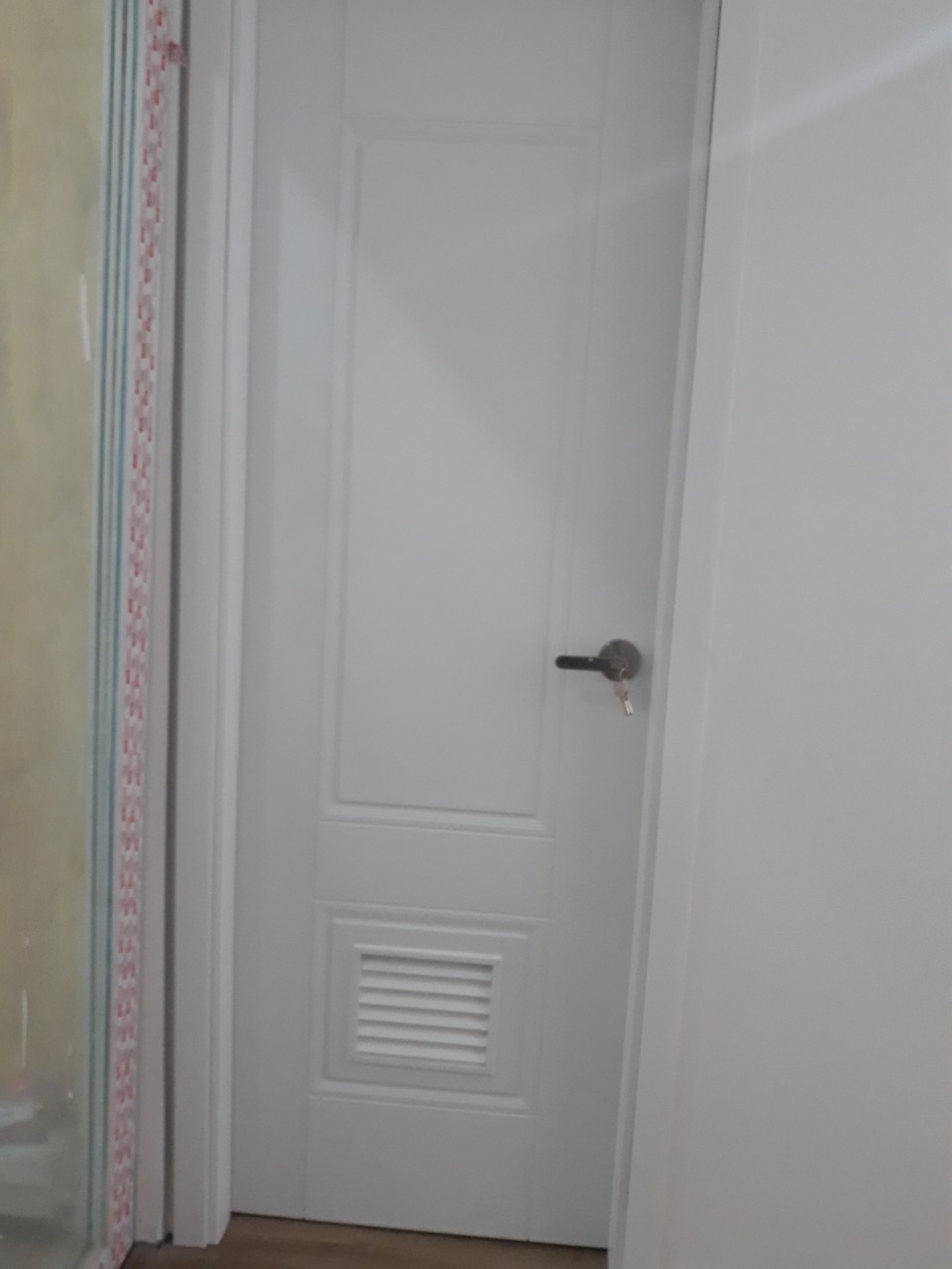 cửa nhựa Hàn Quốc có lam thông gió thoáng đảng
