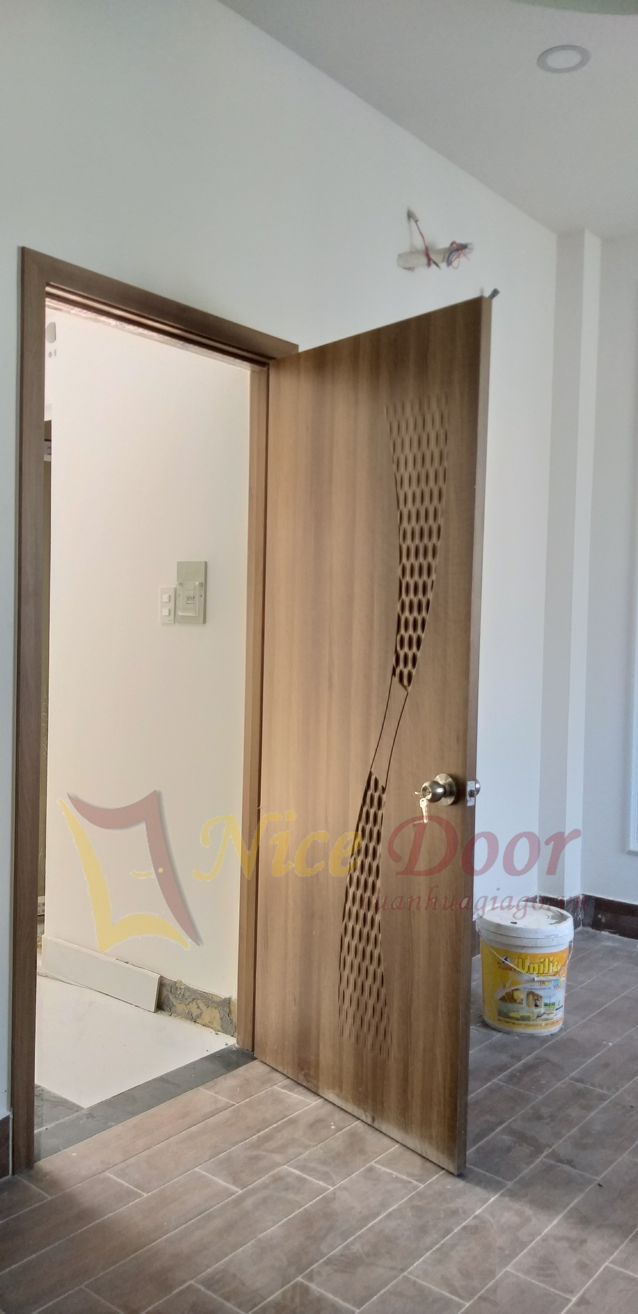 Cửa nhựa abs hàn quốc