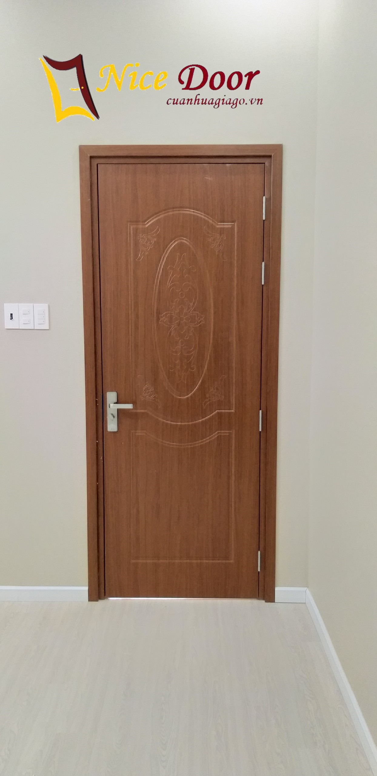 Cửa nhựa giả gỗ Composite