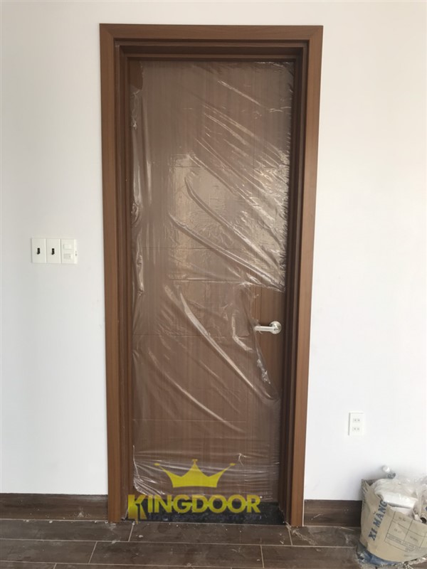 Cửa composite khung bao lớn