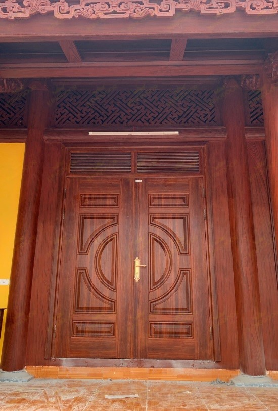 Mẫu cửa thép 2 cánh tại công trình chùa